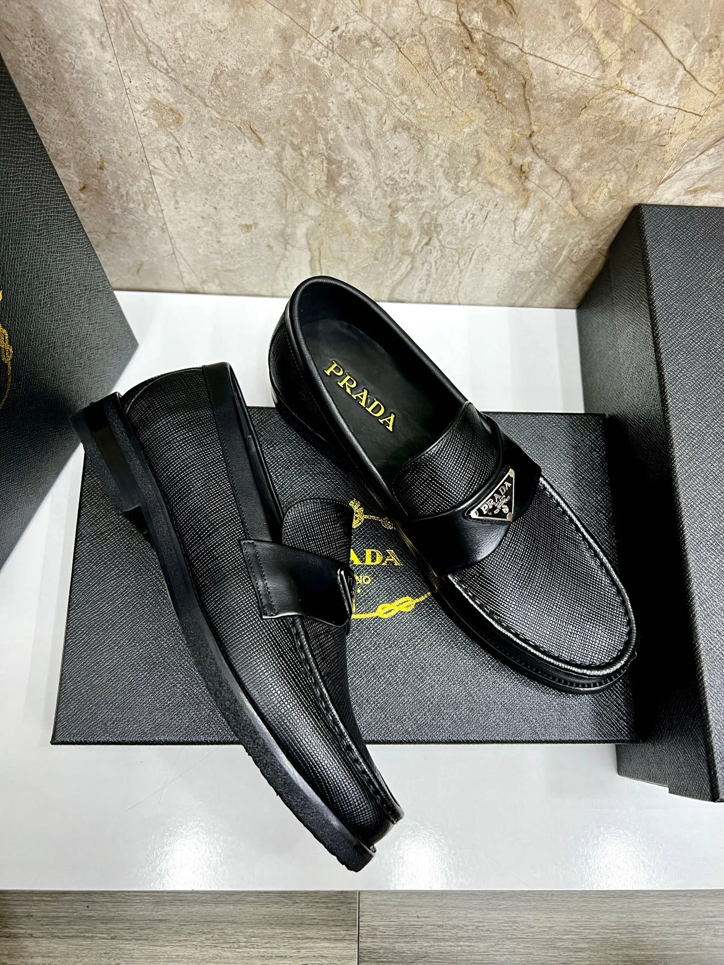 PRADA~ Size: 38-44 (customized 45/46 P: 💰880 P's original official website new high-end men's leather shoes, top-quality original replicas, made of imported open edge beads/calf leather, calf leather breathable lining, original leather outsole!